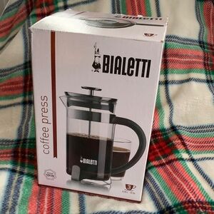 Bialetti 12 oz. Coffee Press
Unused in original packaging ⭐️